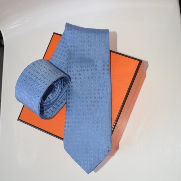 Hermes Other - Host PICK!! Hermes Men's Silk Tie Classic H logo